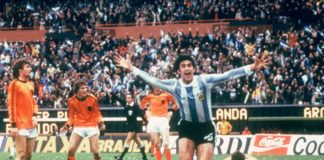 Mario Alberto Kempes festejando uno de los goles de Argentina en la final de la Copa Mundial 1978.