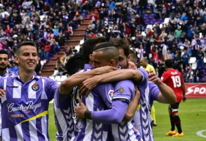 diariodeaficionesunidas el real valladolid celebra un gol ante el mallorca que les invita a soñar con la posibilidad de subir a primera division
