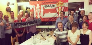 Los miembros de la Peña Sportinguista Pasaje celebraron su aniversario con la esperanza de un nuevo ascenso. FPS