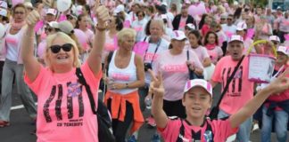 diariodeaficionesunidas carrera solidaria por el cancer de mama en tenerife