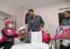 diariodeaficionesunidas los jugadores del albacete balompie llevan regalos a los niños hospitalizados