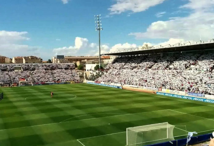 diariodeaficionesunidas el albacete balompie pide el apoyo de su aficion para el partido contra el barcelona b